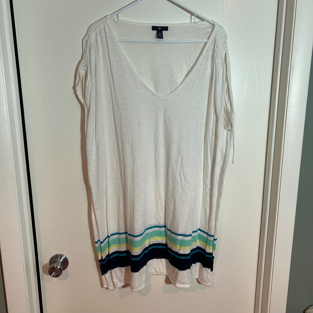 Gap White V-Neck Tunic Top with Striped Hem Detail - Women's Size Large‎